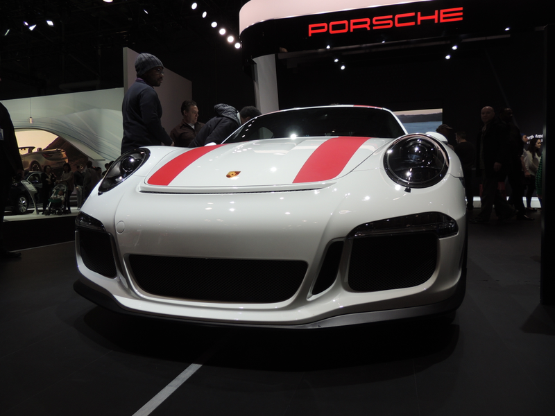 Illustration for article titled NYIAS 2016 PHOTODUMP (part 3, the euros minus BMW, Alfa and Audi)